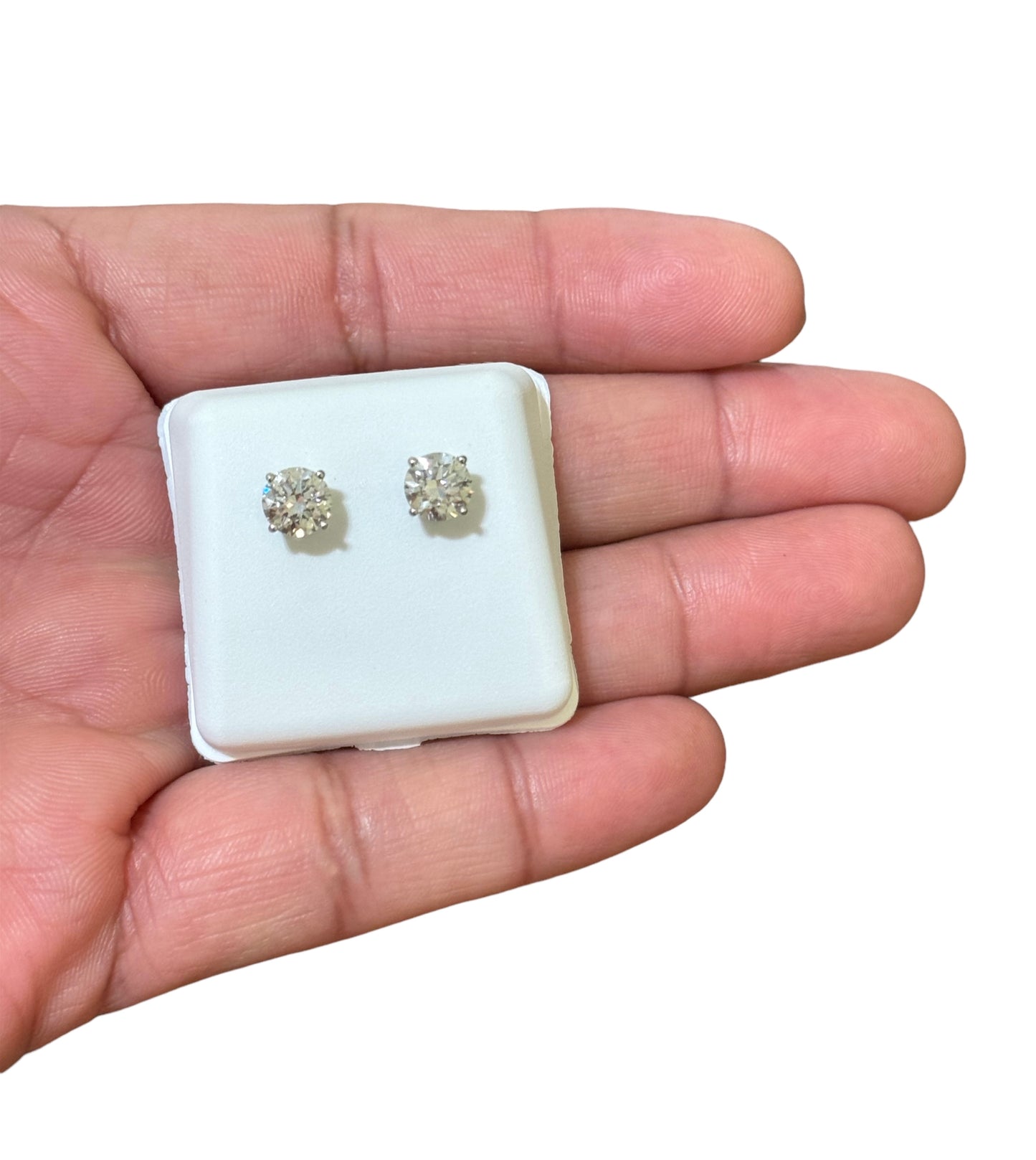 2.00 Ct Round Cut IGI Certified VS1/E Lab Grown Diamond Stud Earrings 14K White Gold 7mm Screw Back