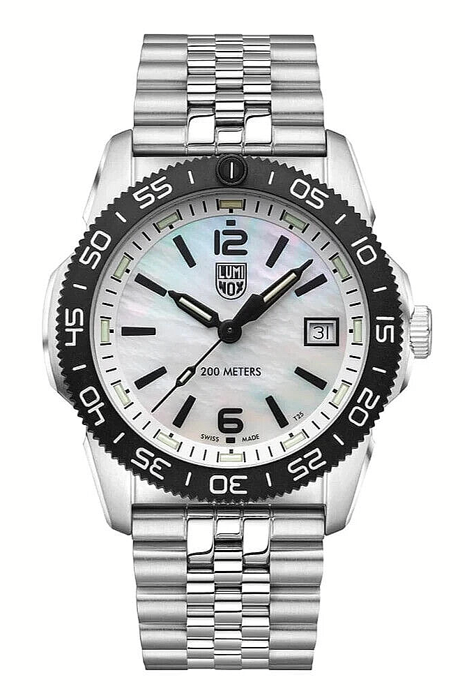 Luminox XS.3126M.1 Pacific Diver S.Steel White Mother Of Pearl Dial 39mm Watch