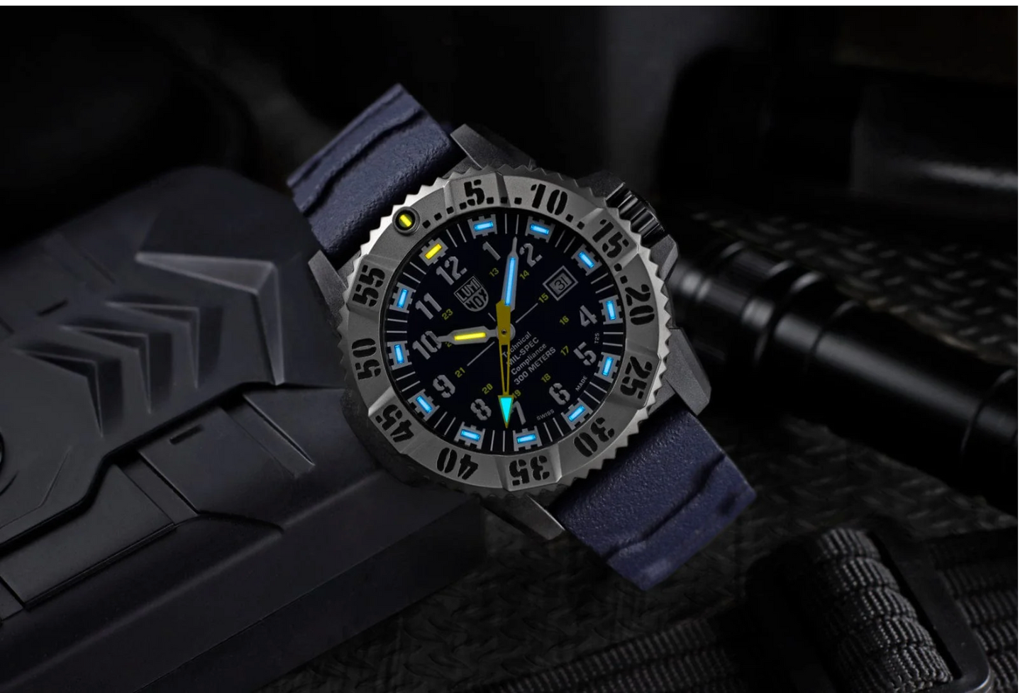 Luminox XL.3355.2 MIL-SPEC Military Carbonox 46 mm Rubber Quartz Men's Watch Sapphire Crystal