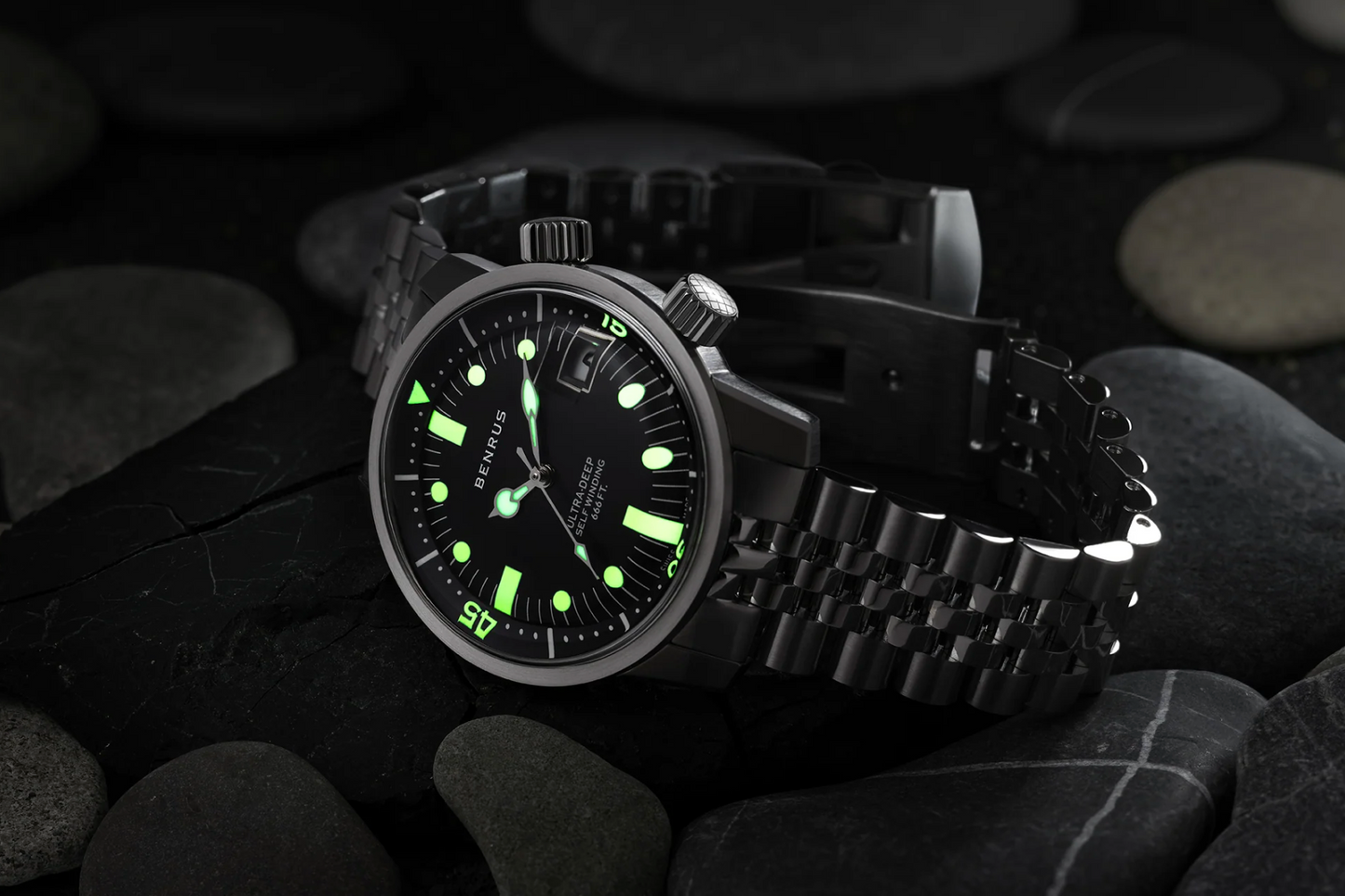 New BENRUS Ultra-Deep Automatic Dive Watch 36.5mm Black Dial Swiss Made 200M