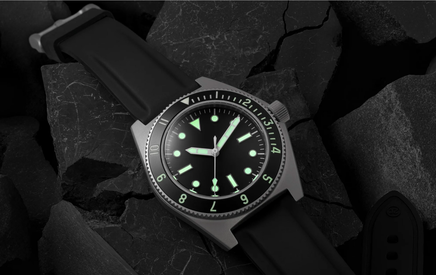 BENRUS Type 1 MIL SPEC 39.5mm Swiss Automatic Sapphire Crystal T1MS-SS-B-395 Watch