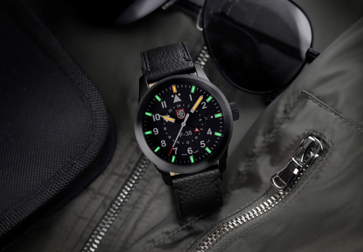 Luminox P-38 Lightning XA.9531 Pilot GMT 42mm Swiss Made Black Men's Leather Watch Sapphire Crystal